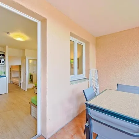 Апартаменты Saint-raphael Valescure - Maeva - 4 Personnes Selection Mae-5601 Сен-Рафаэль